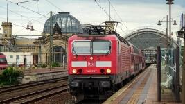 vlak drážďany railway-6952942 1280